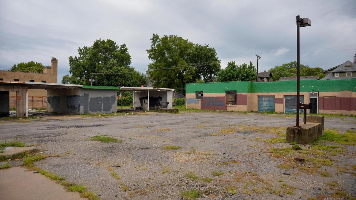Overland Park Councilman Faris Farassati plans to build five-story apartment buildings and commercial space in the 4500 block of Troost Avenue.