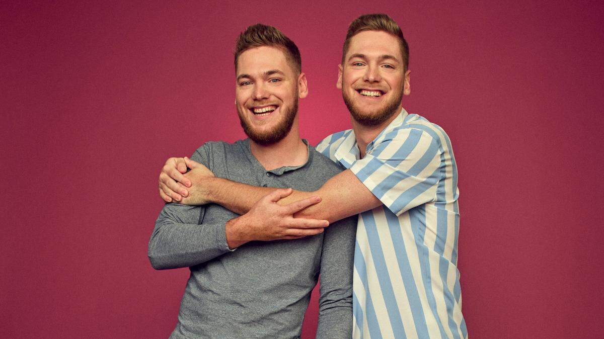 Seth, left, and Luke Banks, who grew up in Grain Valley, are competing in the new reality series “Twin Love.”