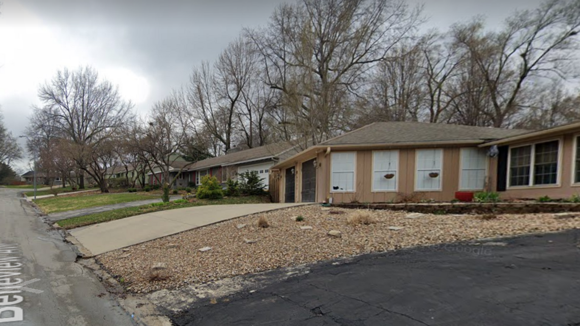 Elderly couple injured in south Kansas City house fire | Kansas City Star