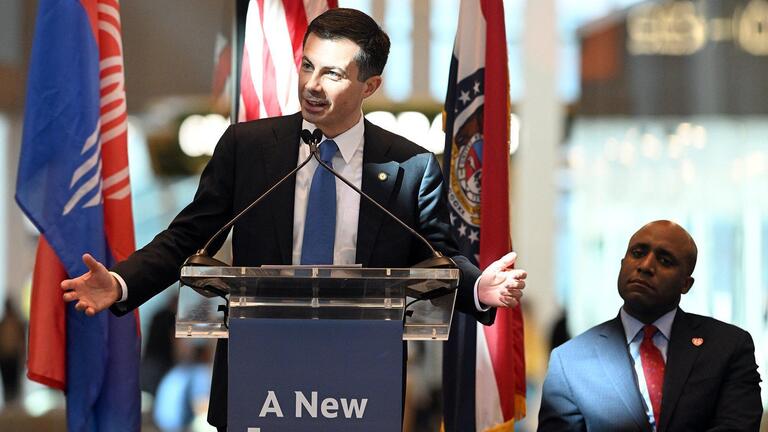 ‘Front door to a community.’ Buttigieg, Lucas, others celebrate KCI terminal opening