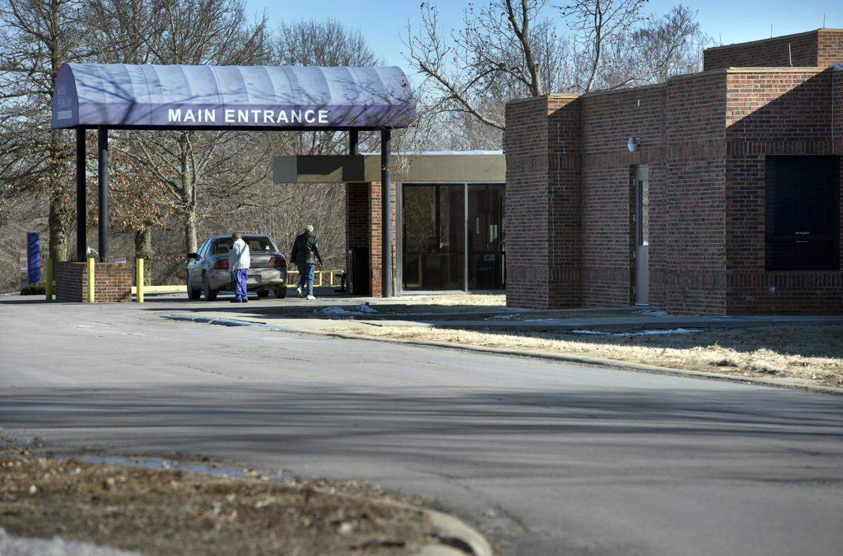 The Hedrick Medical Center in Chillicothe was the site of nine unusual patient deaths while Jennifer Hall worked as a respiratory therapist there from December 2001 to May 2002. The building has since been demolished.