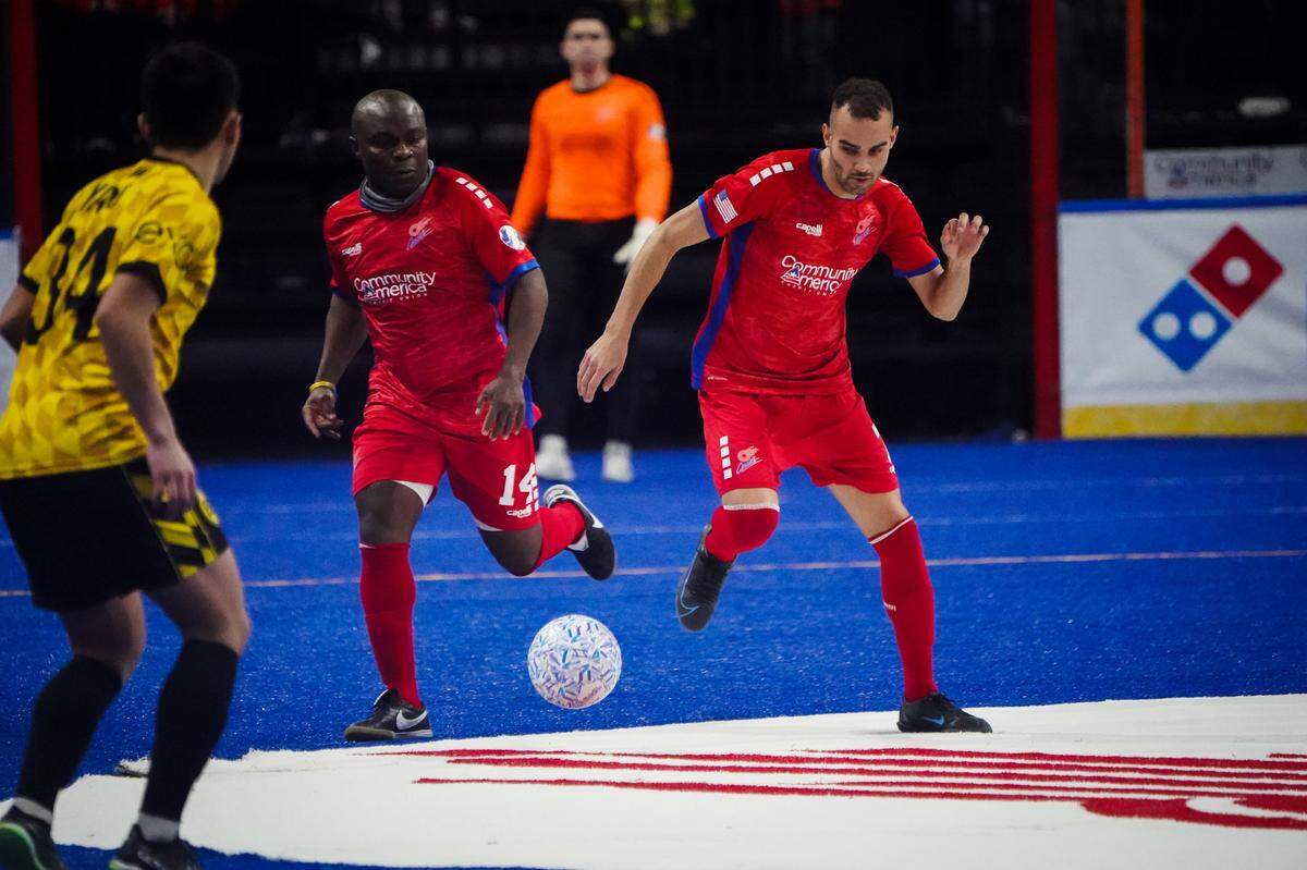 Leo Gibson, Lucas Sousa and the rest of the KC Comets opened the 2022 MASL playoffs this weekend in Texas and play host to the Dallas Sidekicks on Tuesday at Cable Dahmer Arena.