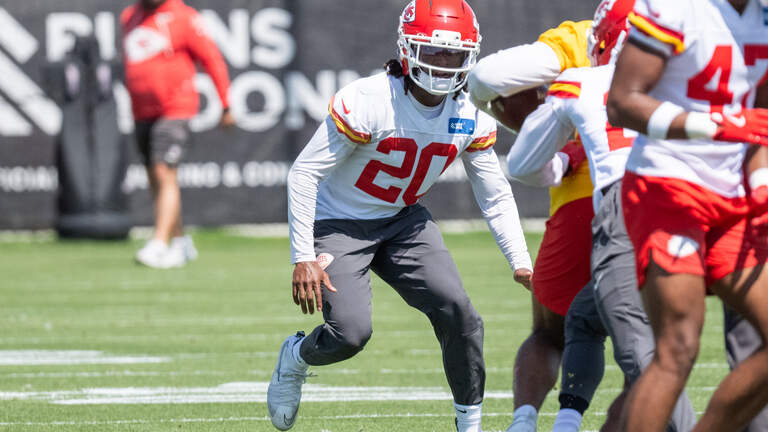7 observations from Day 1 of Chiefs minicamp: Kelce’s back, Williams looks good