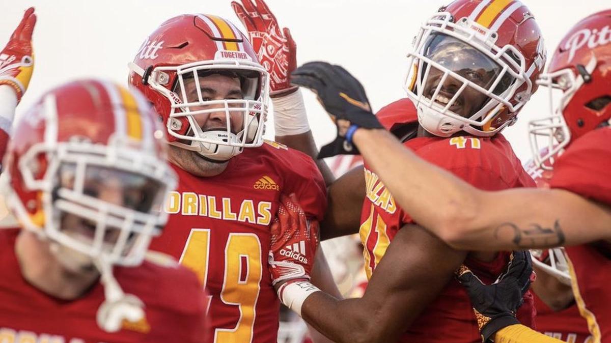 Pitt State held on for a nailbiter victory over Northwest Missouri State on Saturday at Pittsburg, Kan., in a battle of Top 10-ranked teams.