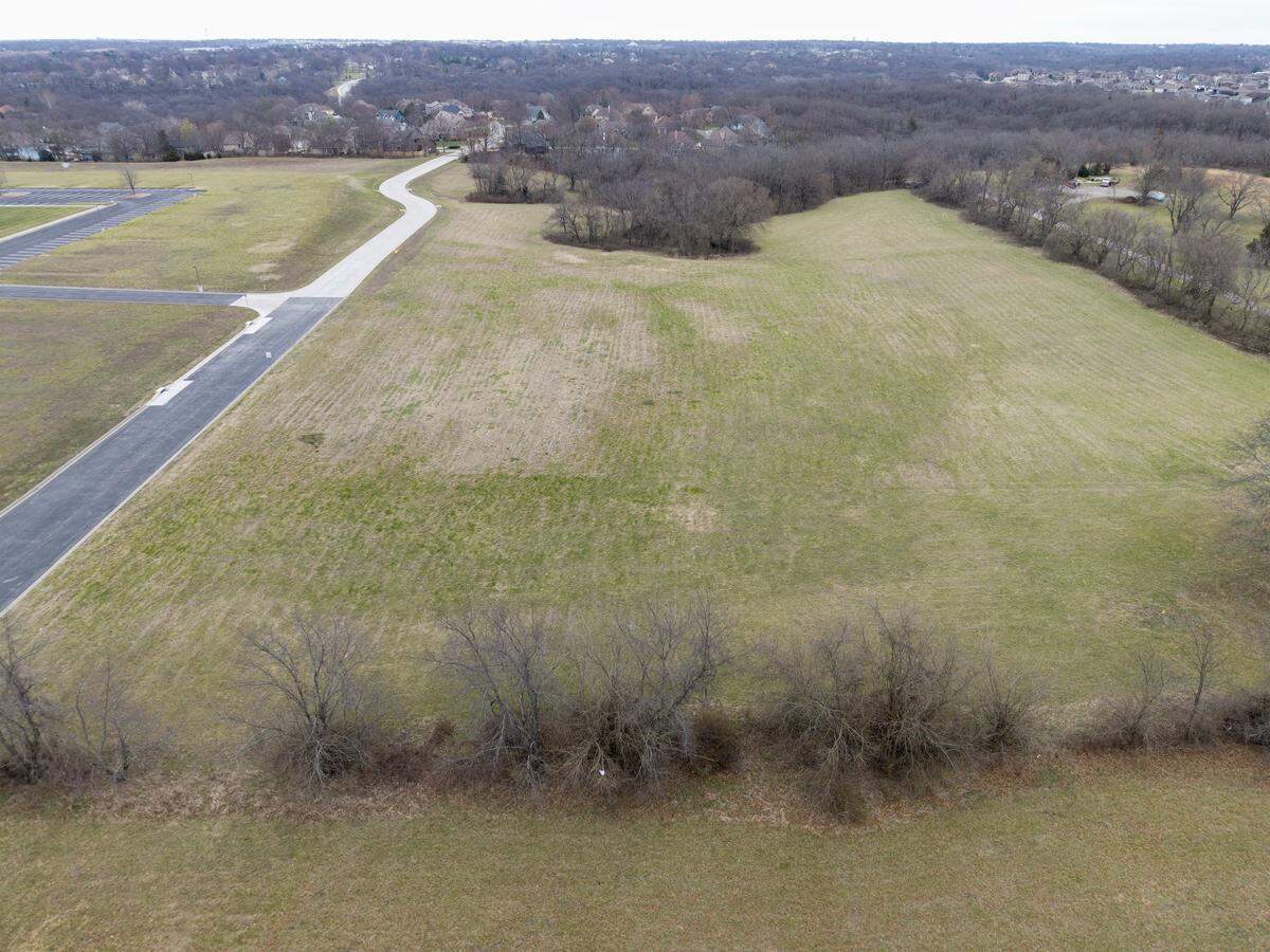 A view of the proposed site for The View High Sports Complex on Monday, March 23, 2026, in Lee's Summit. This 17-acre field at 3301 NW Ashurst Dr., is proposed to become a 180,000-square-foot facility, featuring a massive FIFA-regulation indoor soccer dome.