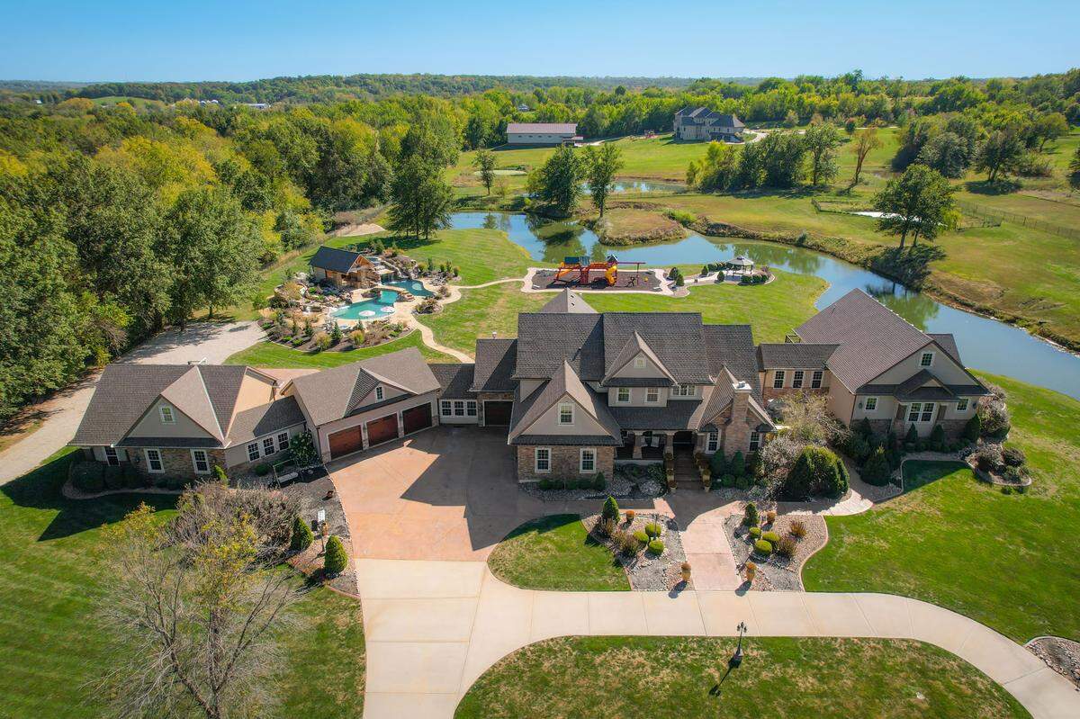 33901 E. Colbern Road in Lone Jack, Missouri, is on sale for $3 million.
