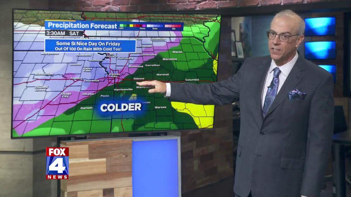 Winter weather is headed to Kansas City at the end of this week following a few warm days, said FOX4 meteorologist Joe Lauria.