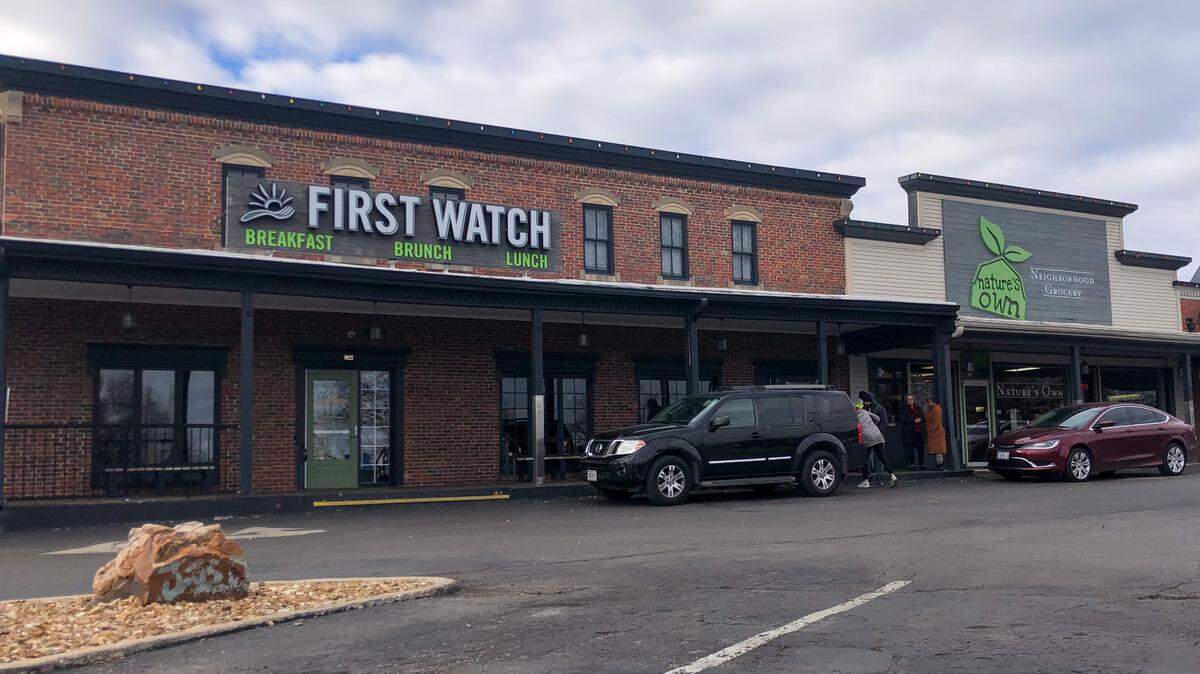 A man who allegedly made threats while in a vehicle in Westport Wednesday morning was taken into custody after a lengthy standoff with police, a Kansas City Police Department spokesman said.