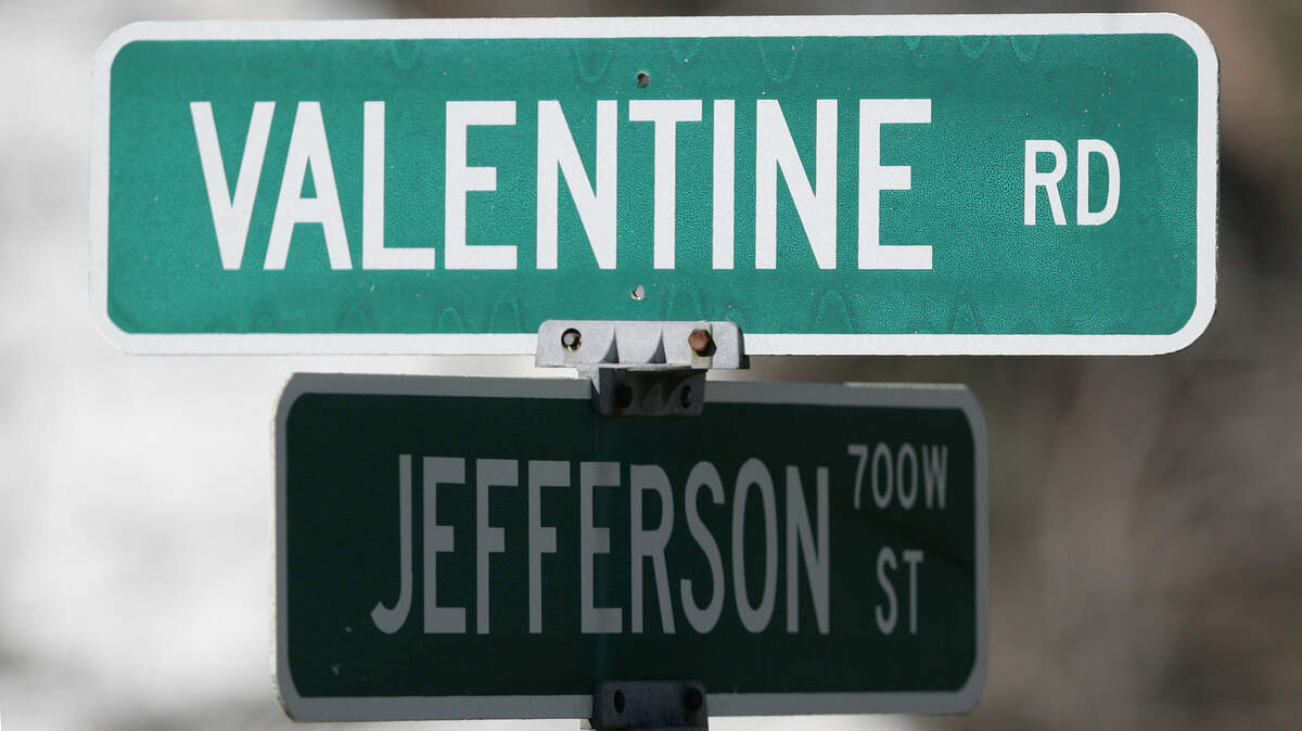 Self-proclaimed grammar nerd Don Beggs of Brookside noticed while driving around Kansas City that the city’s street signs handle abbreviations differently. He wanted to know: “Why is there no set style on Kansas City’s street signs?”