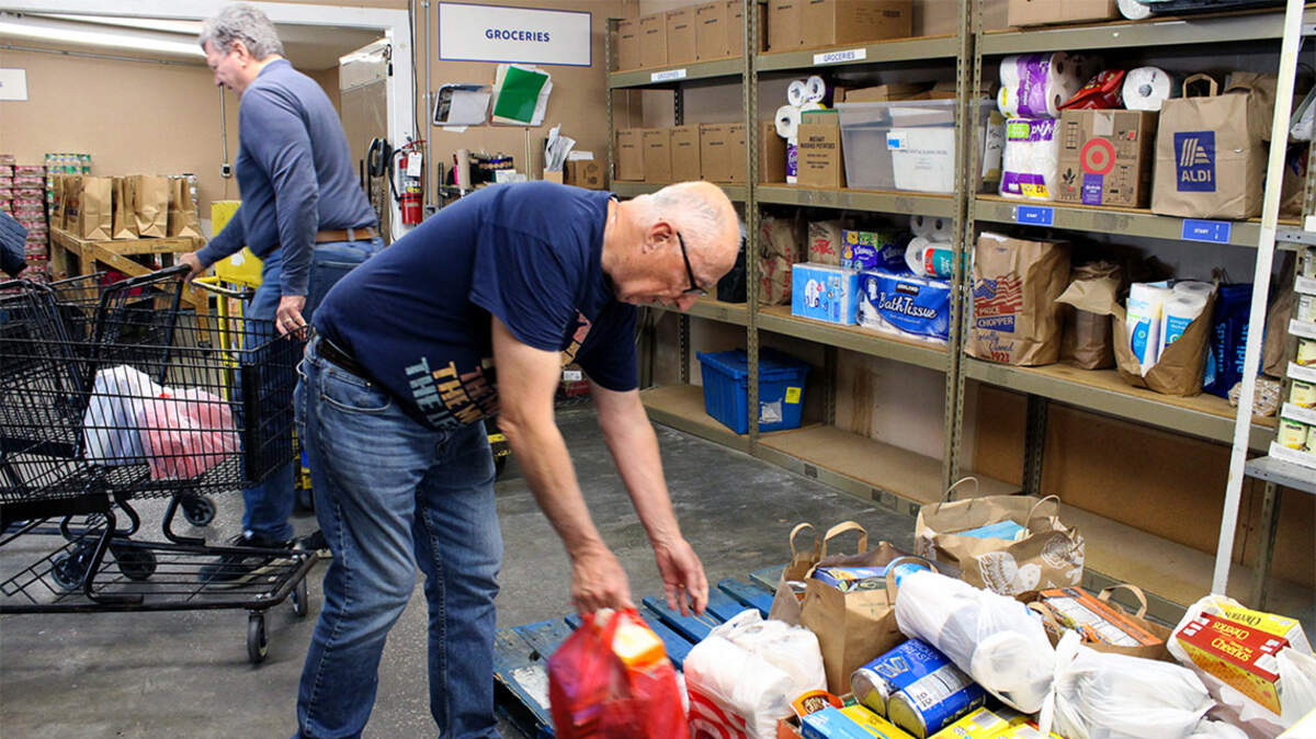 With D.C. funding drying up, Kansas City food pantries are experiencing grocery shortages.