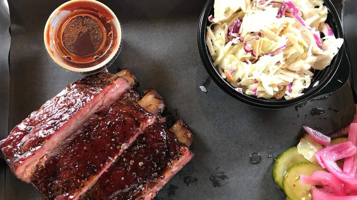 Woflepack BBQ has a pop-up in a North Kansas City brewery but will soon expand into its own space. in the building. Here are its ribs and coleslaw.