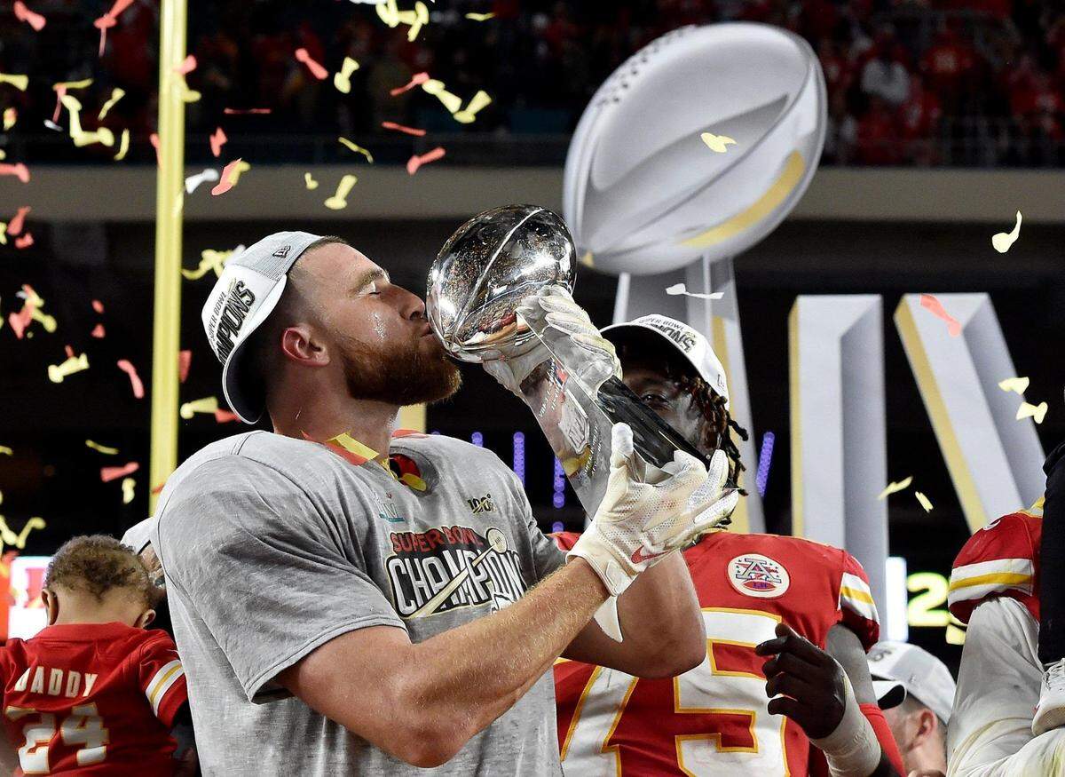 Kansas City Chiefs tight end Travis Kelce kissed the Lombardi Trophy after the Chiefs won Super Bowl LIV in 2019 in Miami. Reloaded and moving on past last season’s Super Bowl loss to Tampa Bay, Kelce plans on getting his hands on the trophy again. “We’re going to go into this season and try to win every single football game, whether home or away,” Kelce said.