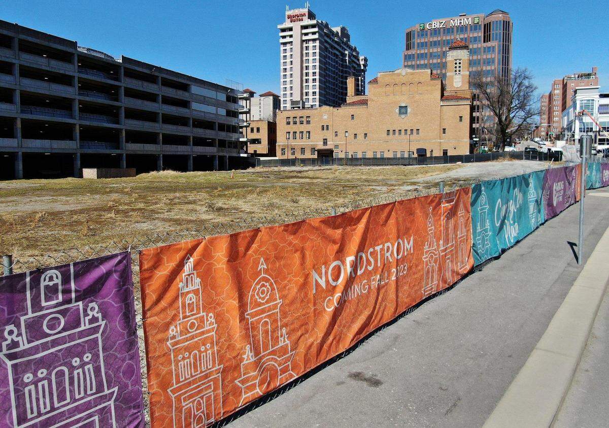 In 2022, a patch on the west side of the Plaza awaited the construction of a Nordstrom’s store but the retailer eventually pulled out of the deal.