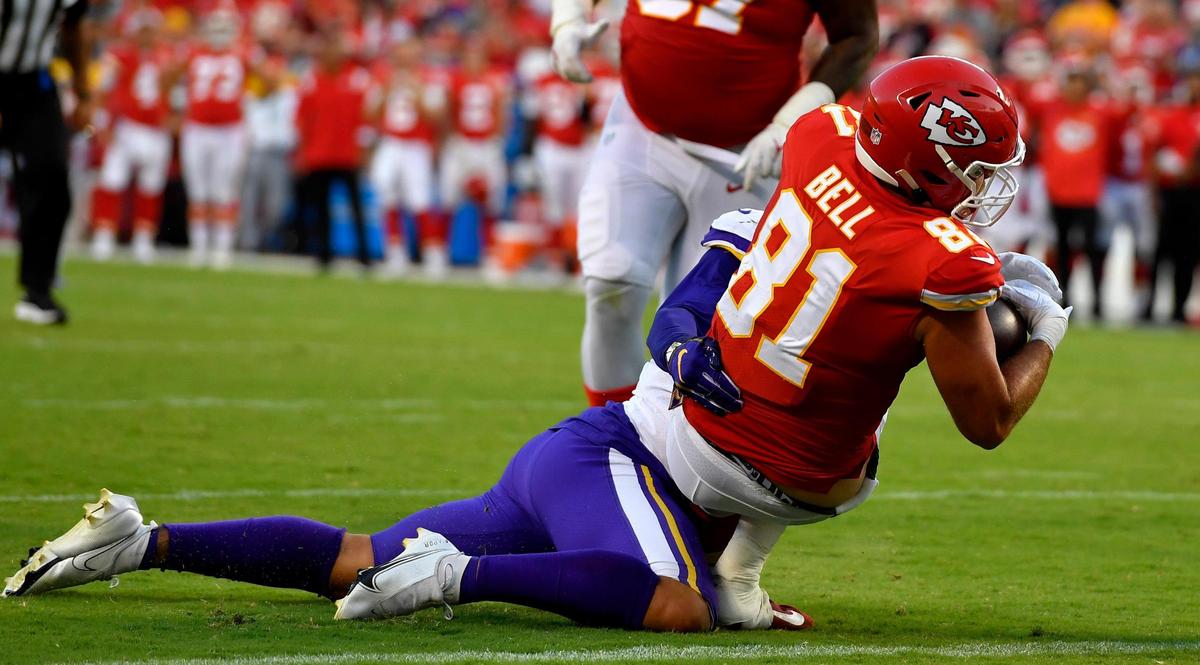 Chiefs quarterback Patrick Mahomes rolled out of the pocket and found tight end Blake Bell, who then lunged into the endzone for a touchdown during the first half of Friday night’s preseason game at Arrowhead Stadium.