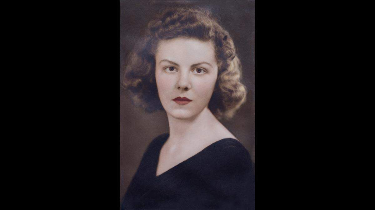 Nancy Moffett graduated from Kansas City’s Sunset Hill school in 1941. She died last month of COVID-19.