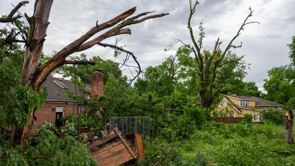 Emergency alert systems working properly when tornadoes hit, Kansas City official says