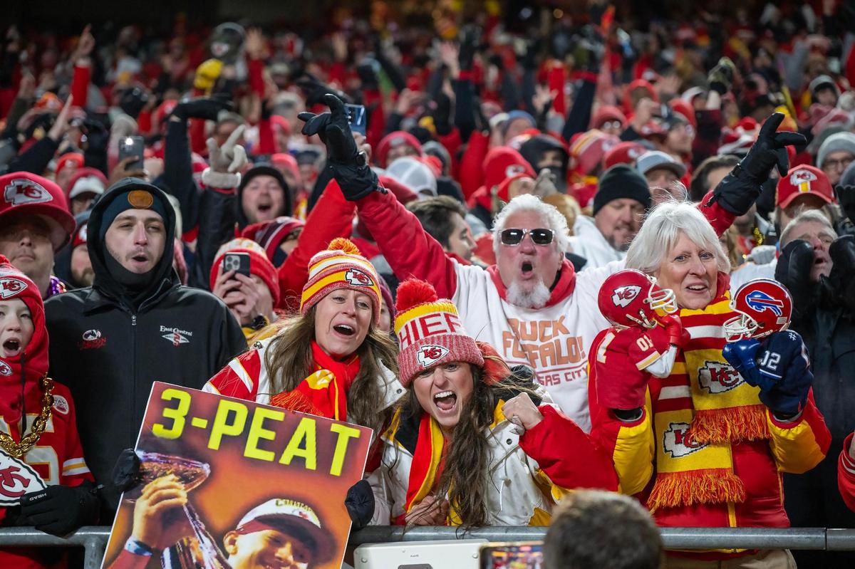 Fans cheered as the Chiefs closed in on a victory over the Buffalo Bills during the second half of the AFC Championship Game on Sunday, Jan. 26, 2025, at GEHA Field at Arrowhead Stadium.