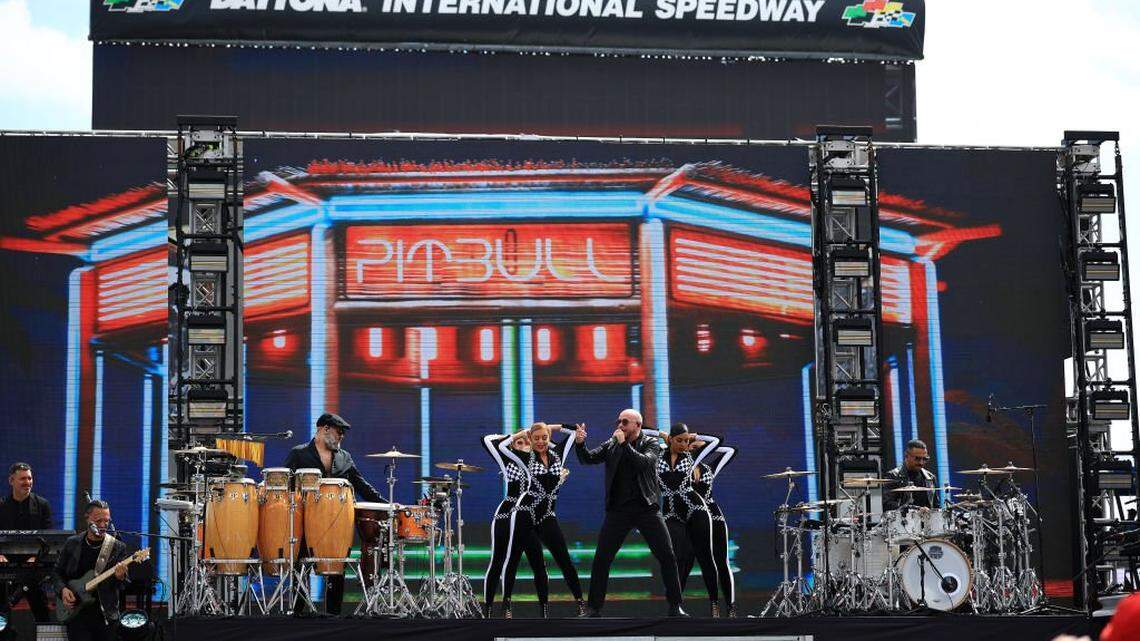 Hotel, motel, Morton Amphitheater: Superstar Pitbull announces KC-area show