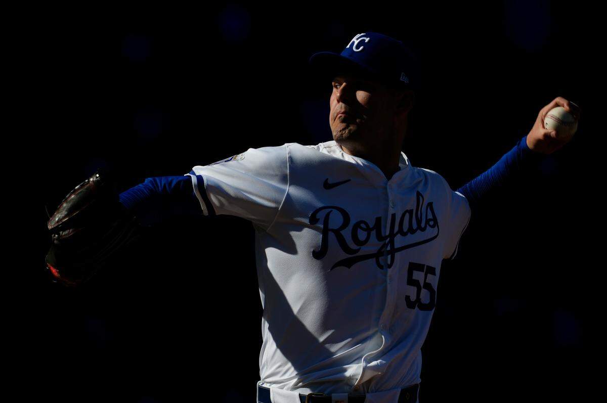 Kansas City Royals starting pitcher Cole Ragans (55) pitches during the sixth inning against the Minnesota Twins at Kauffman Stadium on March 28, 2024.