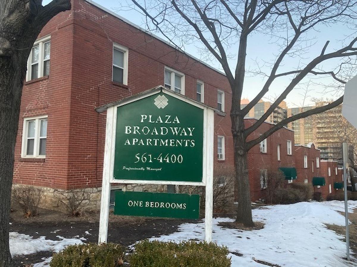 The Plaza Broadway Apartments, a complex of 11 fourplexes, would be demolished as part of a plan to erect a 280-unit apartment complext north of the Country Club Plaza.