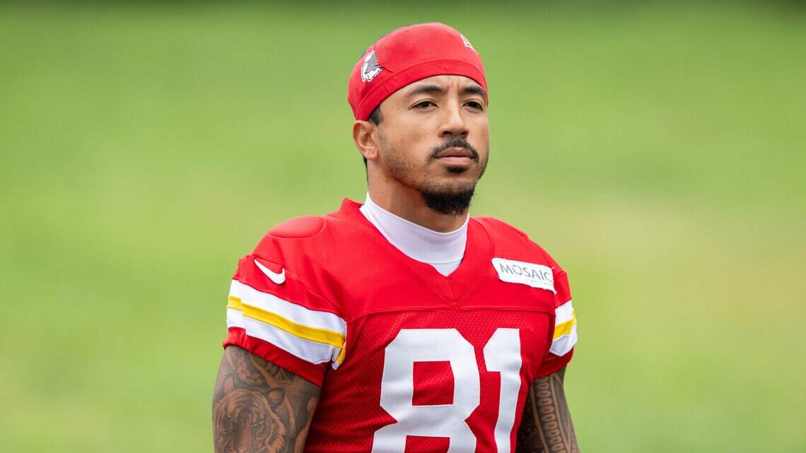 The Kansas City Chiefs’ return specialist is fast. His wife might be even faster