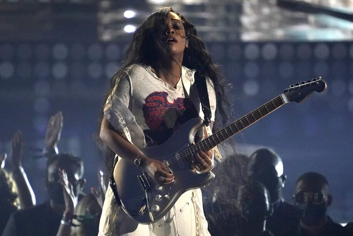 Grammy- and Oscar-winning singer H.E.R. will come to Starlight on May 3.