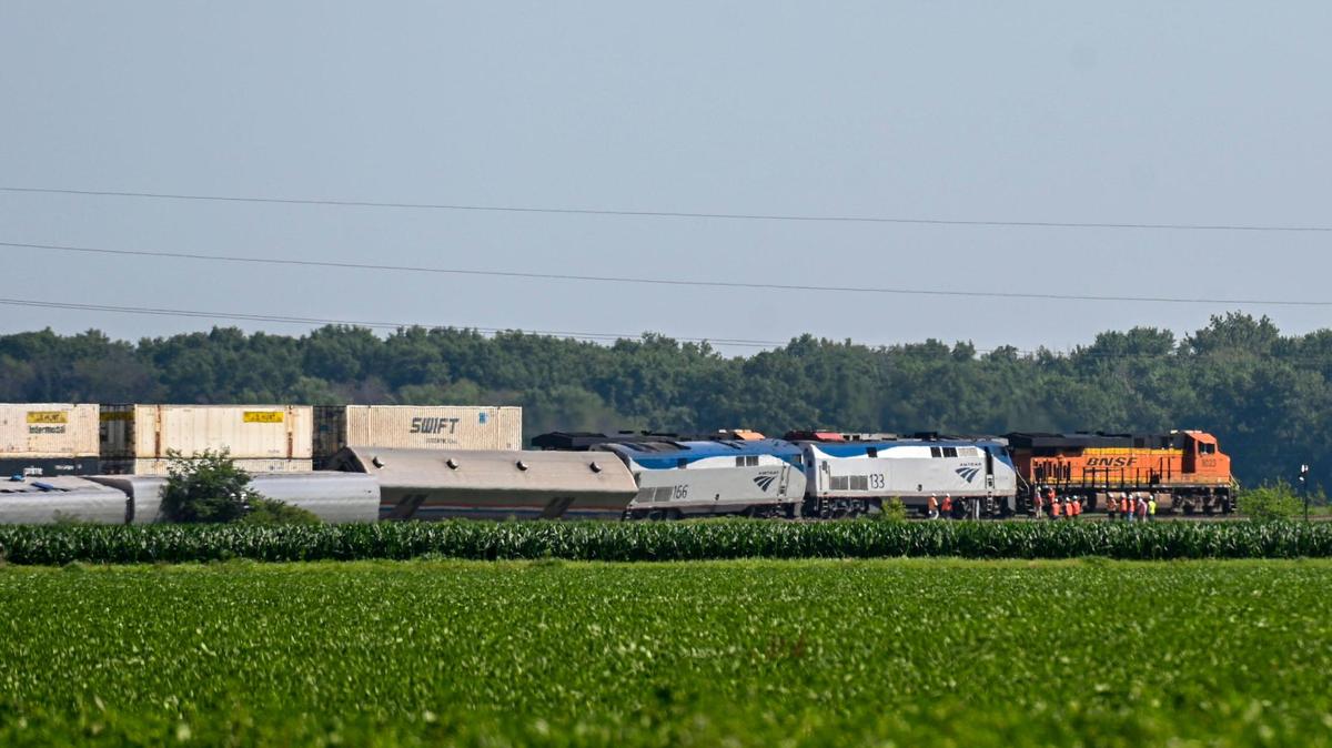 Injured passengers and family of KC man killed in train crash take steps to file lawsuit