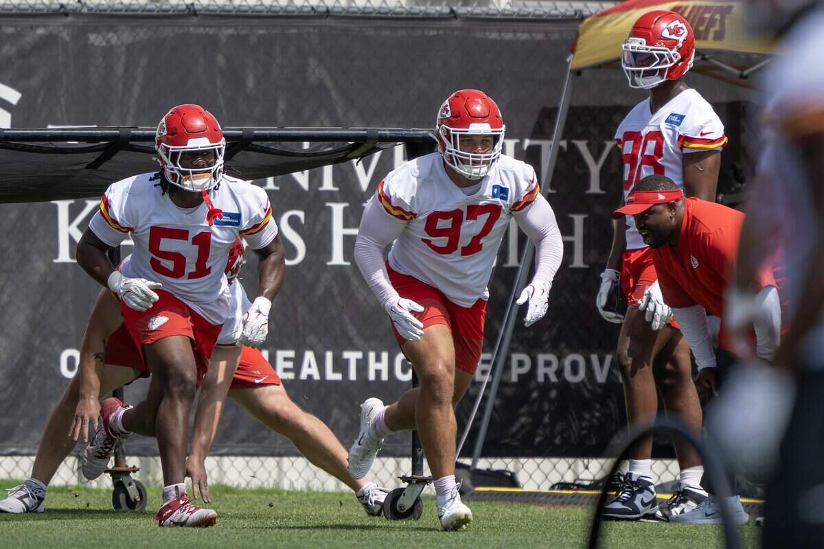Kansas City Chiefs defensive end Ashton Gillotte (97) runs a drill during minicamp practice at the Chiefs' practice facility on Wednesday, June 10, 2026, in Kansas City.