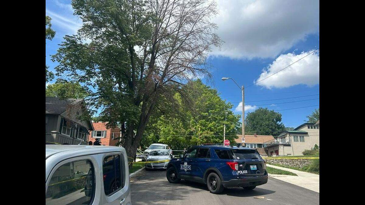 Kansas City police responded to reports of a homicide Saturday at the intersection of East 47th Street and Liberty Ave.