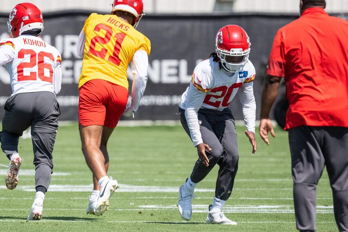 Kansas City Chiefs cornerback Nohl Williams participates in a drill on the first day of minicamp, Tuesday, June 9, 2026, in Kansas City.