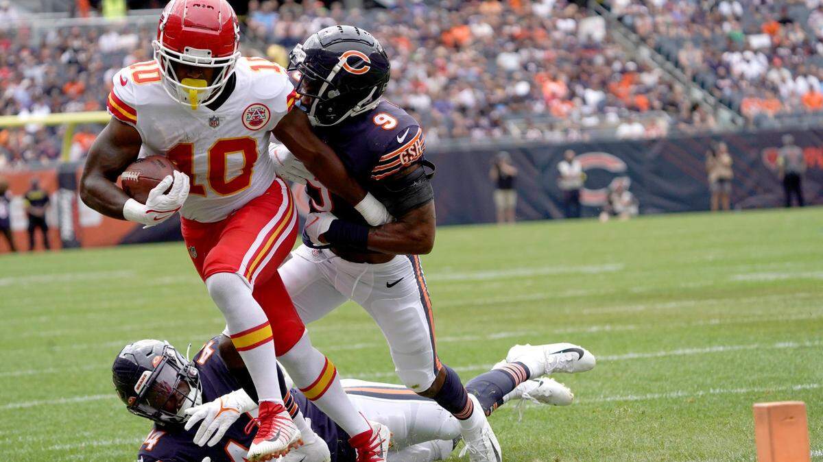 Rookie Chiefs running back Isiah Pacheco made some memorable plays during Saturday’s preseason game against the Chicago Bears at Soldier Field.