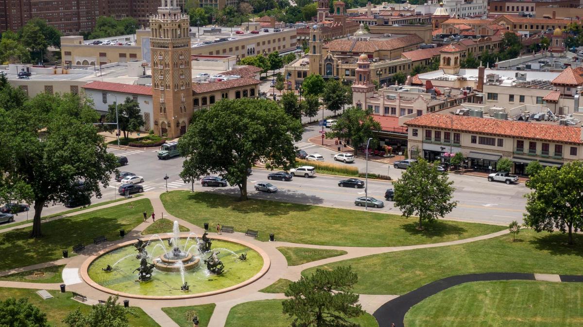 In July 2024, Kansas City’s Country Club Plaza was sold to HP Village Partners of Dallas, now called The Village Collection. Nine months after the sale, the company has yet to file plans with the city regarding regarding infrastructure of other changes it hopes to make.