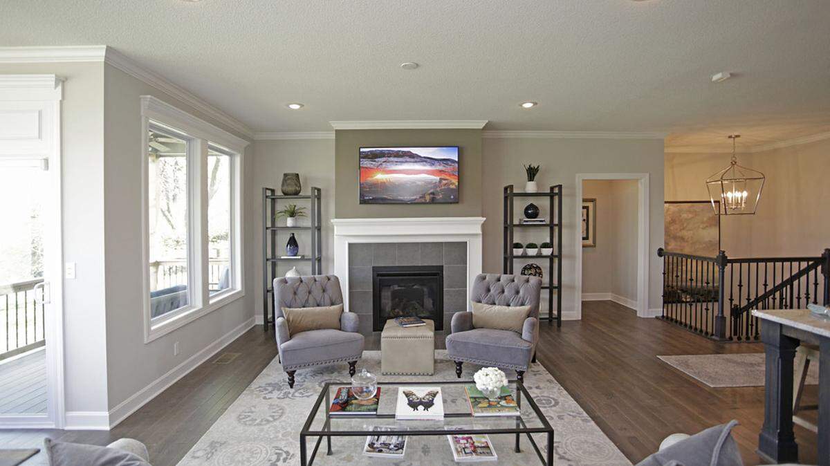 Spacious and Luxurious. Floor to ceiling windows open up to beautiful golf course views. The living area provides the perfect flow for effortless entertaining and is open to the chef-inspired kitchen. Gourmet features include a gas stovetop and walk-in pantry.