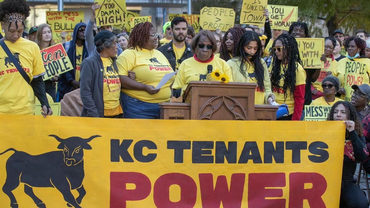 Denise Brown spoke at the launch of KC Tenants Power at Ilus Park on Saturday October 8, 2022. The new organization, a sibling to KC Tenants, will focus on education and building political power.