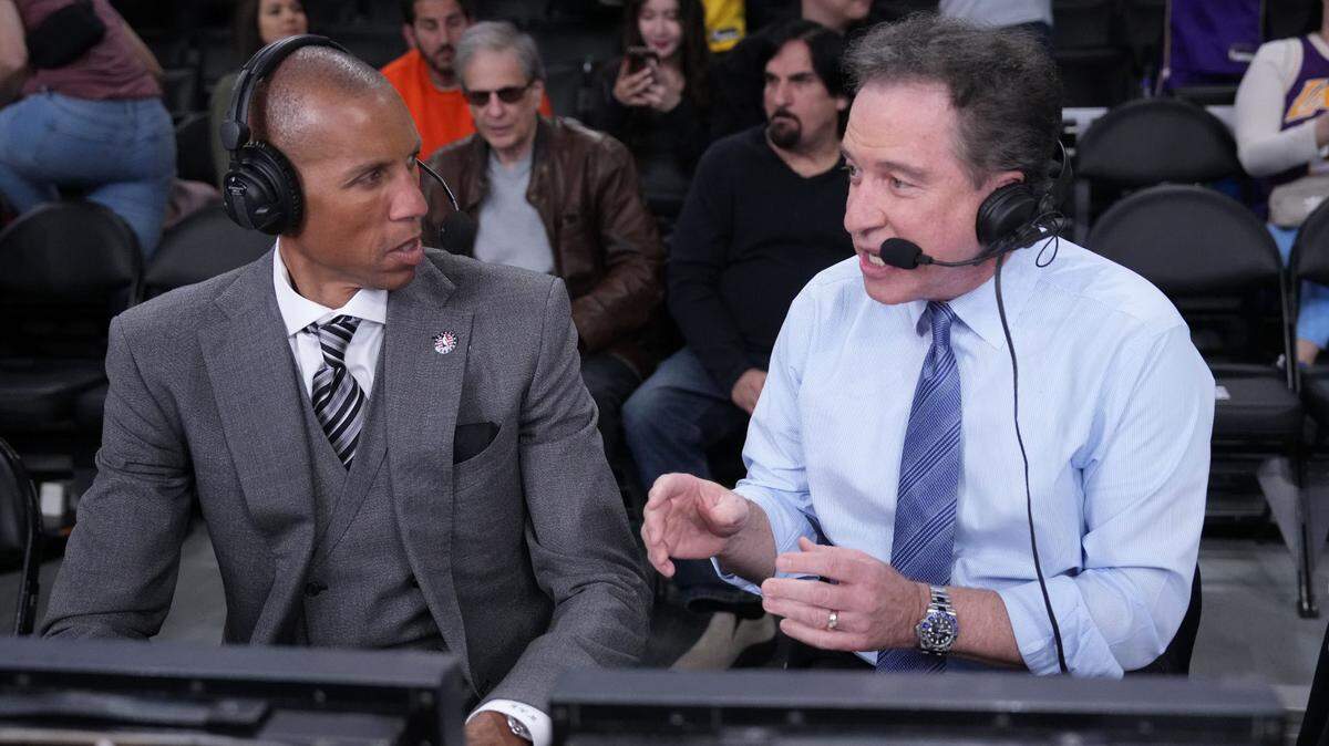 TNT analyst Reggie Miller (left) and play-by-play announcer Kevin Harlan during a game earlier this month between the Los Angeles Lakers and the Golden State Warriors at Crypto.com Arena.