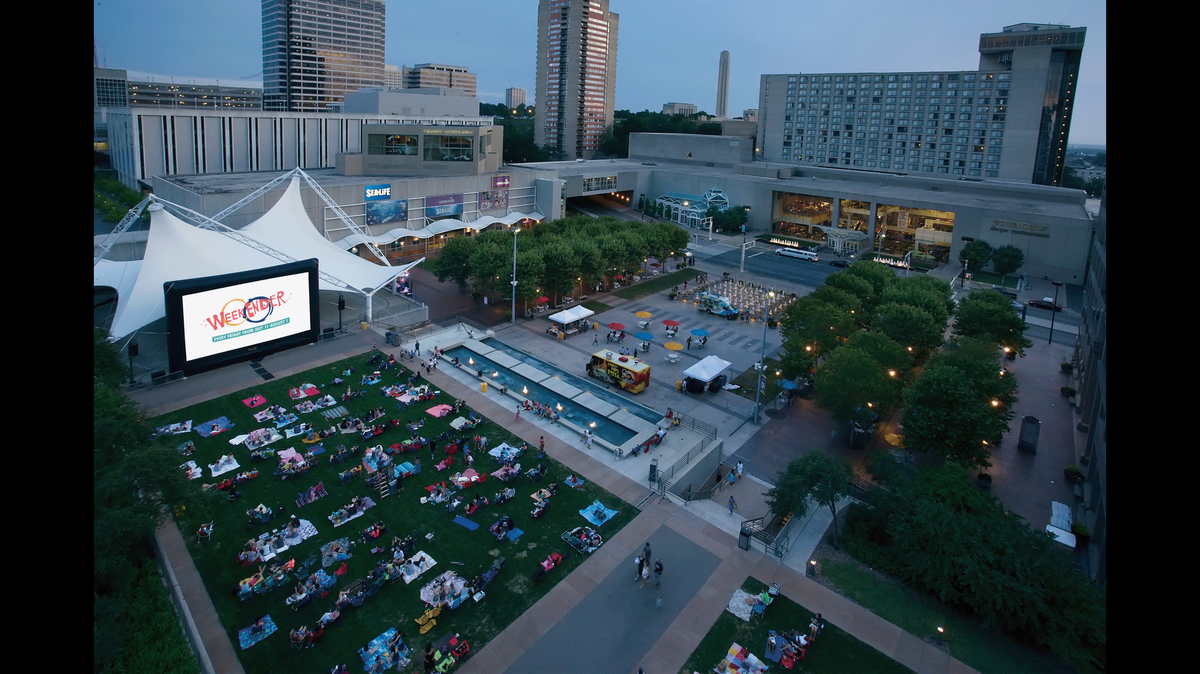 The WeekEnder brings live music and a free movie to Crown Center square.