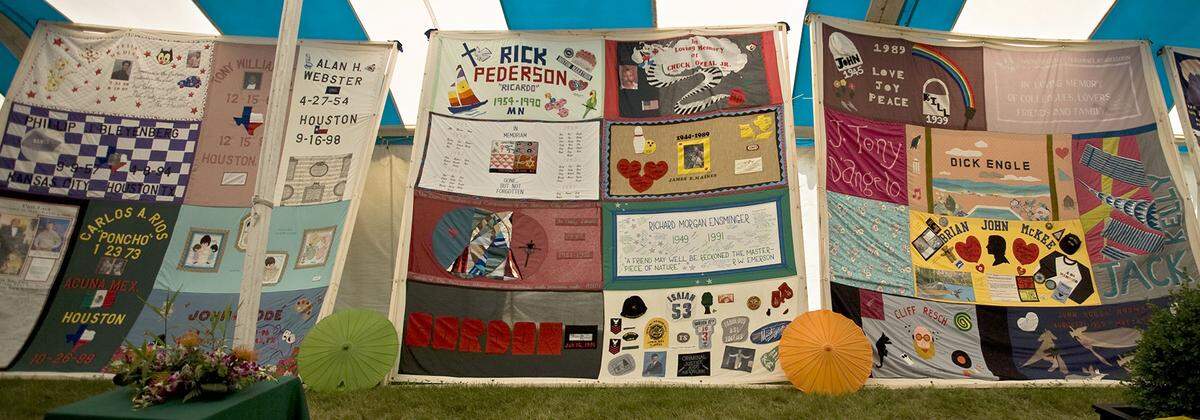 Four hundred panels of the AIDS quilt were shipped from Atlanta and displayed Sunday at the Kansas City Gay Pride Festival in 2008.