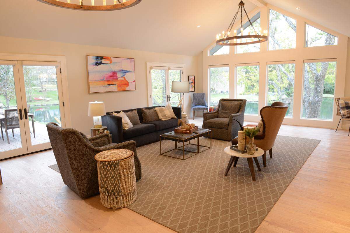 The living room of a house renovated by Tamara Day for DIY Network's "Bargain Mansions."