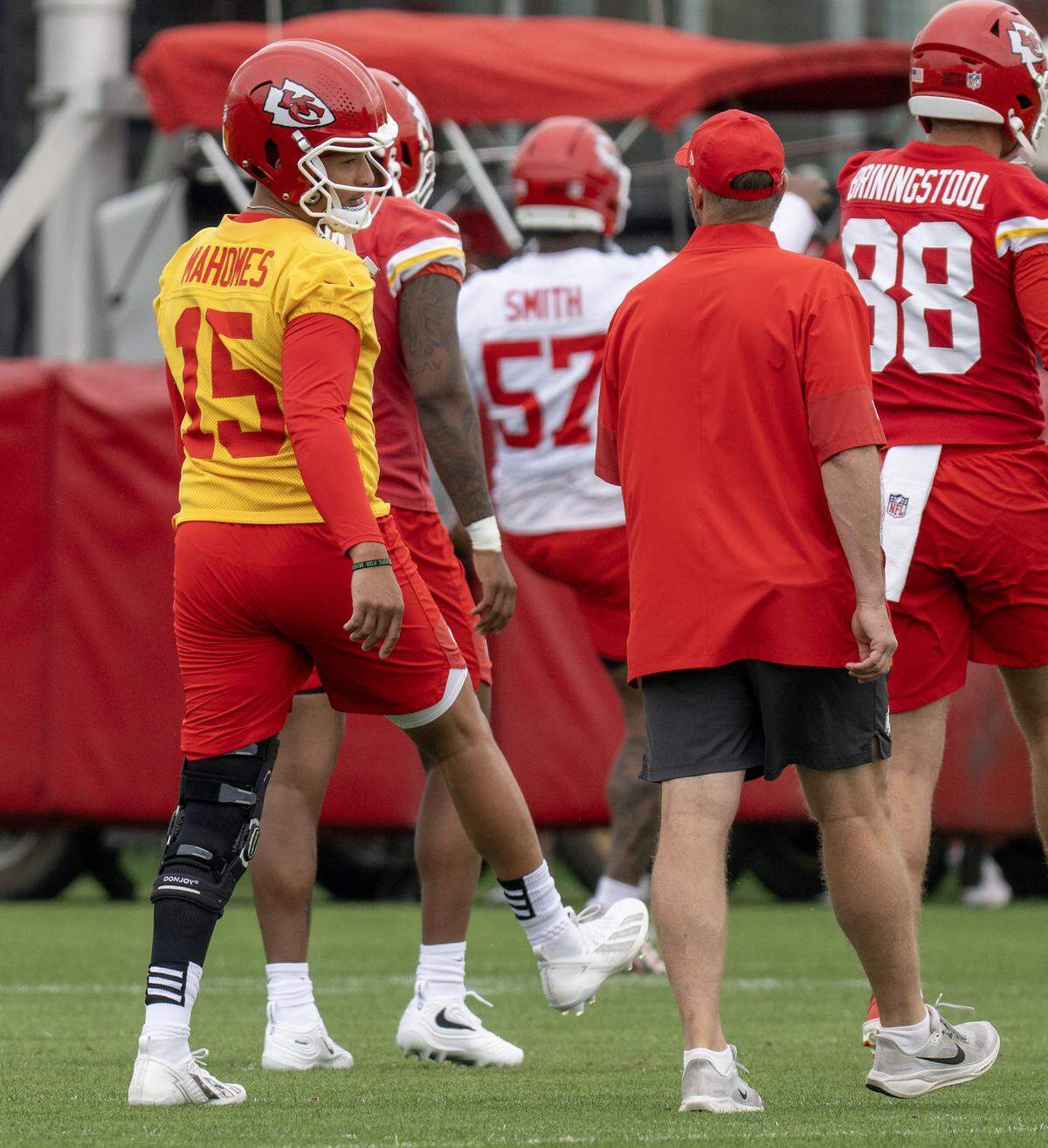 Kansas City Chiefs quarterback Patrick Mahomes (15) warms up during practice at the Chiefs' training facility on Thursday, May 28, 2026, in Kansas City.