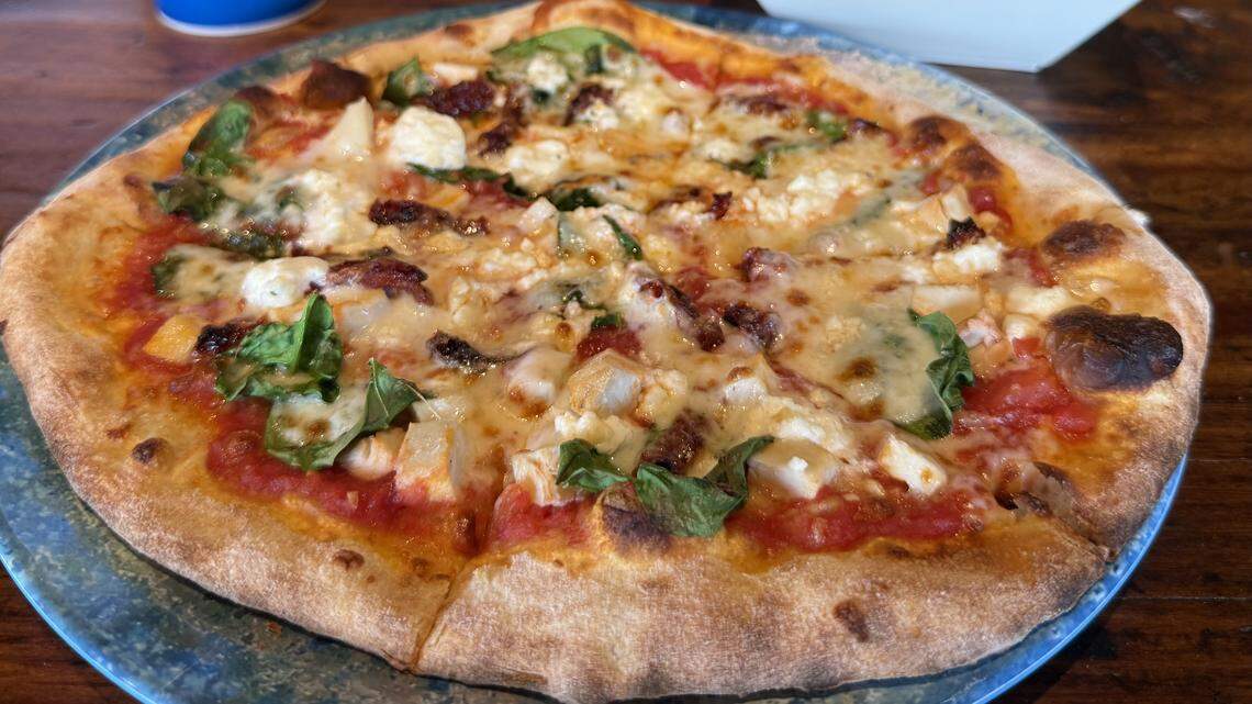 New Johnson County pizza restaurant and taproom opens. ‘Best quality’