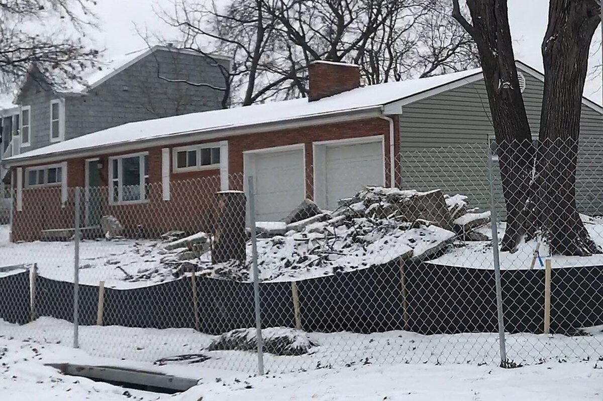 Andy’s Frozen Custard, which will begin construction soon at 7858 Wornall Road, wants to tear down the neighboring ranch house at 7841 Washington St.