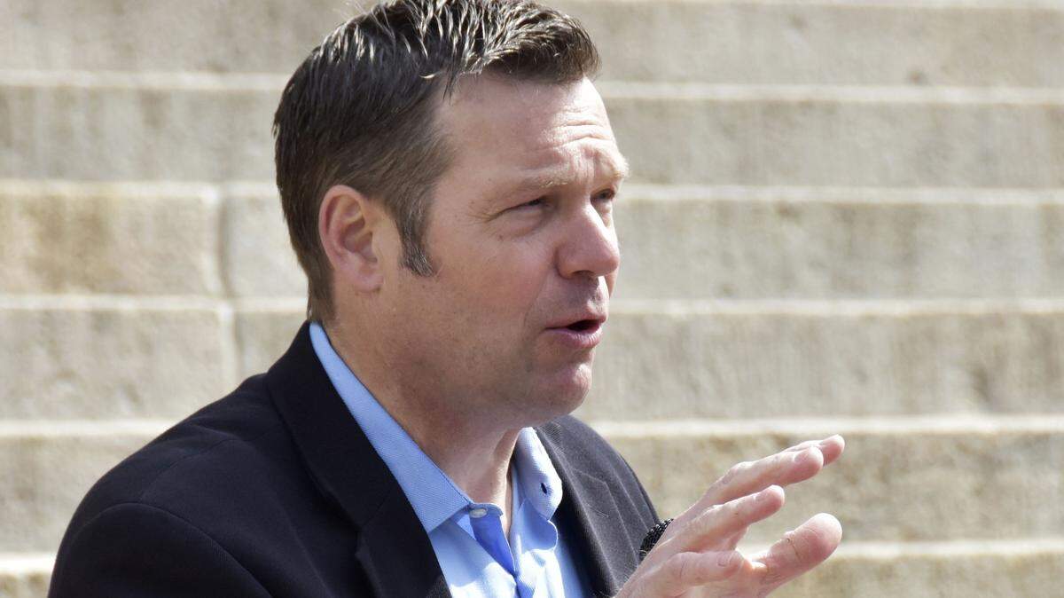Kansas Secretary of State Kris Kobach’s office has told county election offices that they may no longer ask prospective voters for proof of citizenship but they can collect the documents if the voters provide them voluntarily.