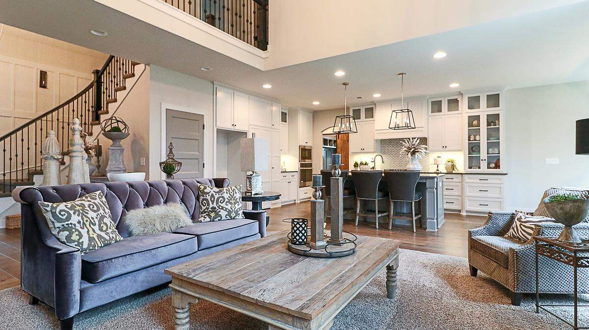 Eagle Creek offers of five homebuilders and a variety move-in ready inventory homes to choose from.