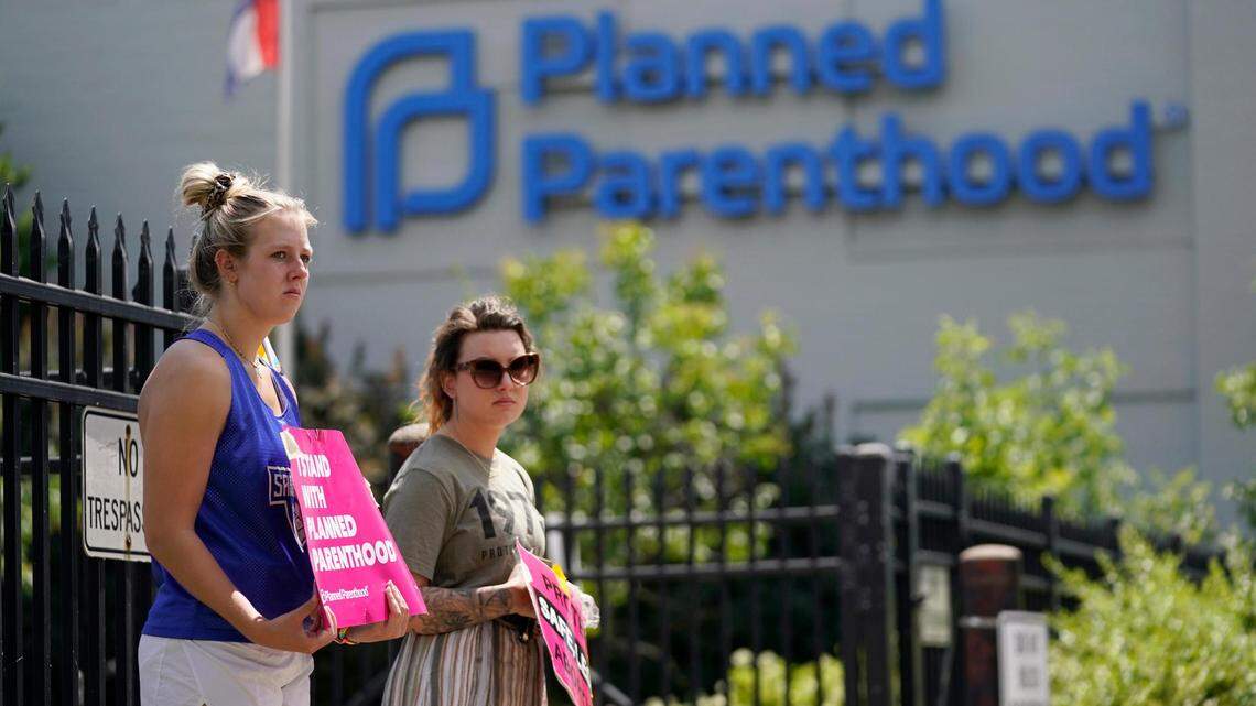 Roe v. Wade has been struck down. What does that mean for abortion access in MO and KS?