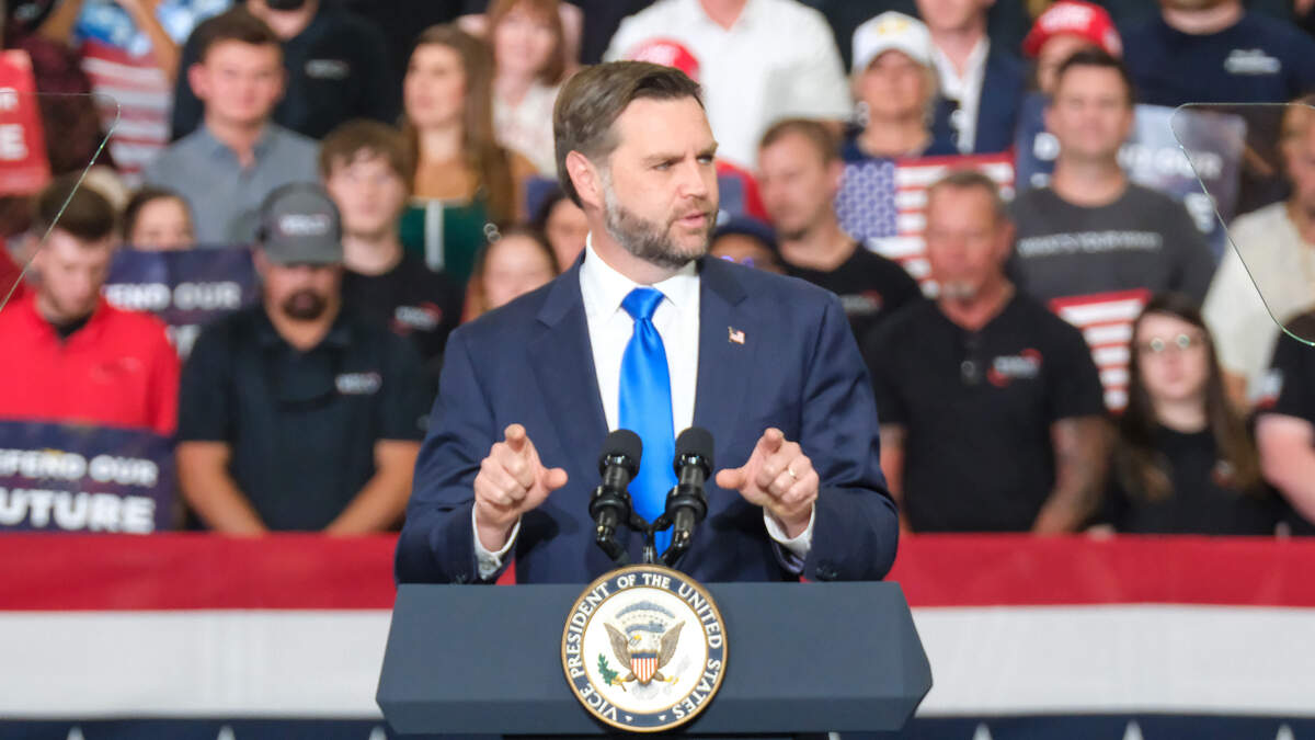 Photo: kansascity.com Vice President JD Vance rallied supporters and Republican officials in Olathe on Monday at Webco Manufacturing Inc. in