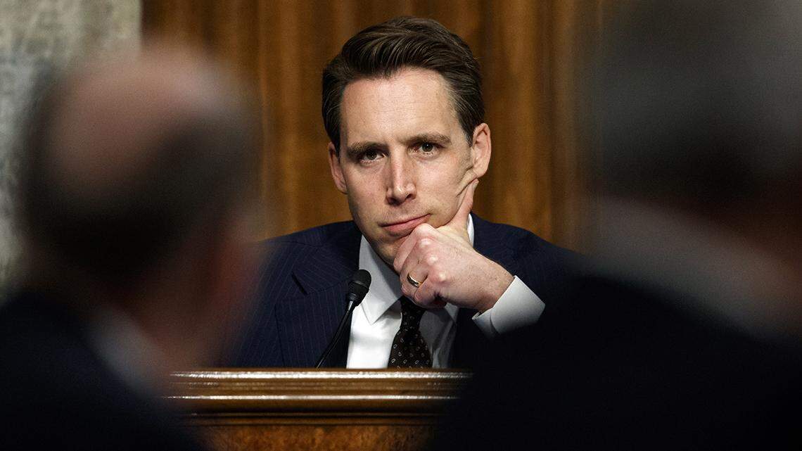 Sen. Hawley slams Disney’s shout out to China for help with new live-action ‘Mulan’