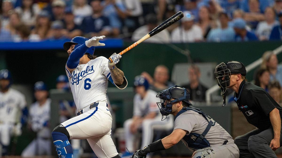 Kansas City Royals third baseman Jonathan India (6) against the New York Yankees on Tuesday, June 10, 2025, at Kauffman Stadium in Kansas City.