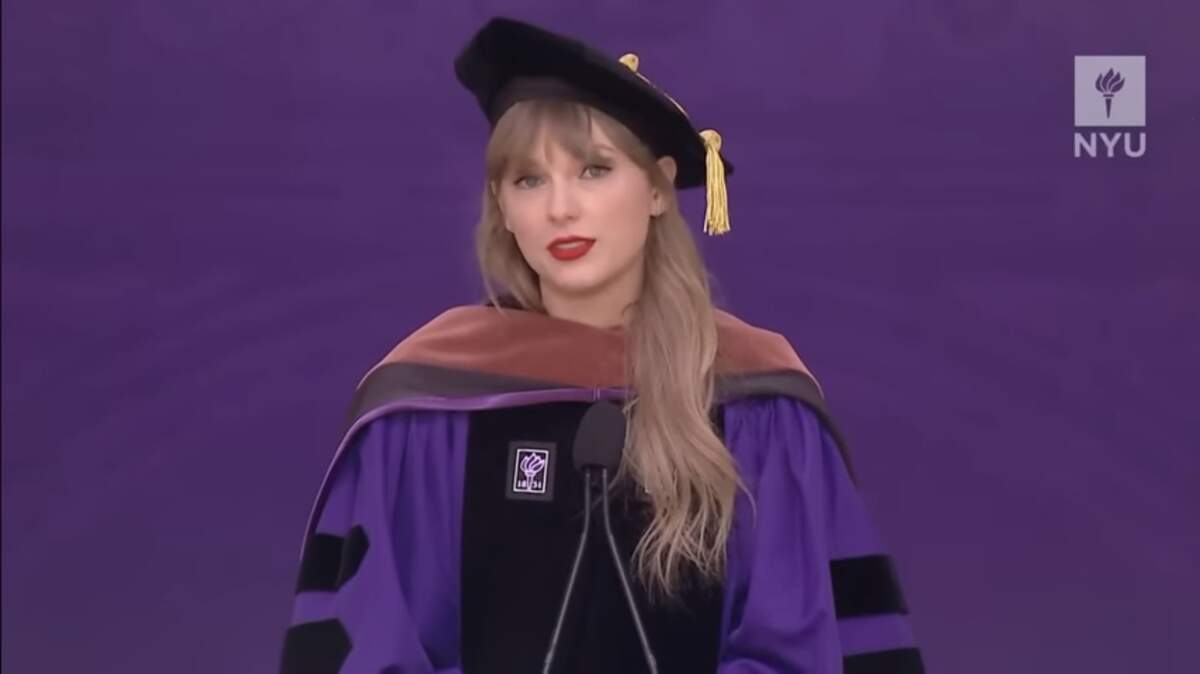 taylor swift graduation dress How Taylor Swift Celebrated Her NYU Graduation With Other Students