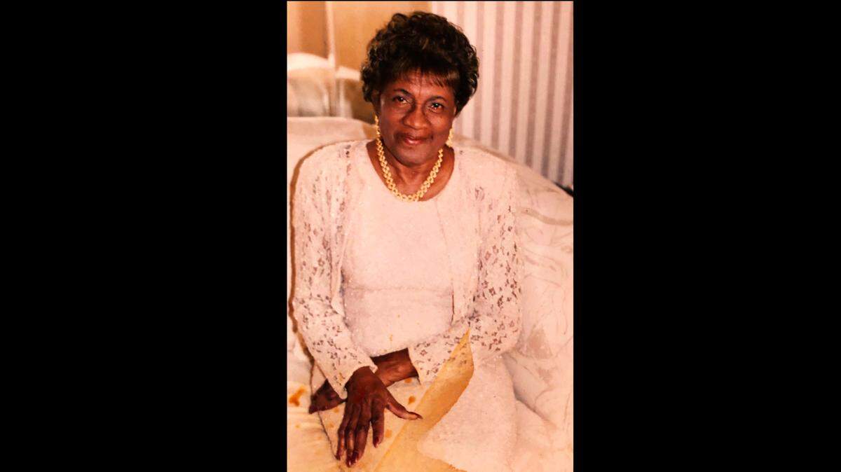 Leola Bettis