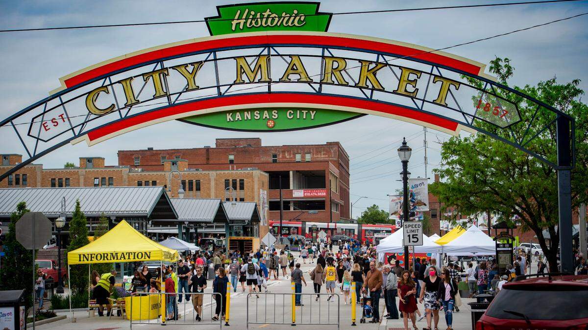 Kansas City began rolling out seven-day paid parking near City Market earlier this year. It plans to expand that to other entertainment districts.
